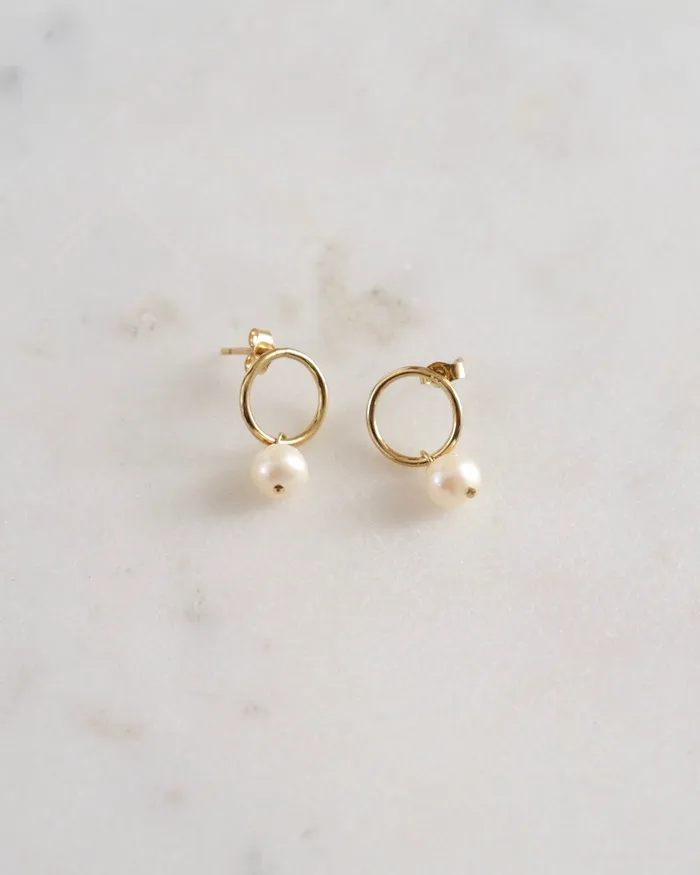 ERIJEWELRY Earrings Circle pearl earrings